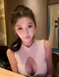 【北京】超顶的小仙女奶大白虎穴