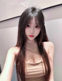 广州市海珠区娇羞乖巧小妹撞击她深处